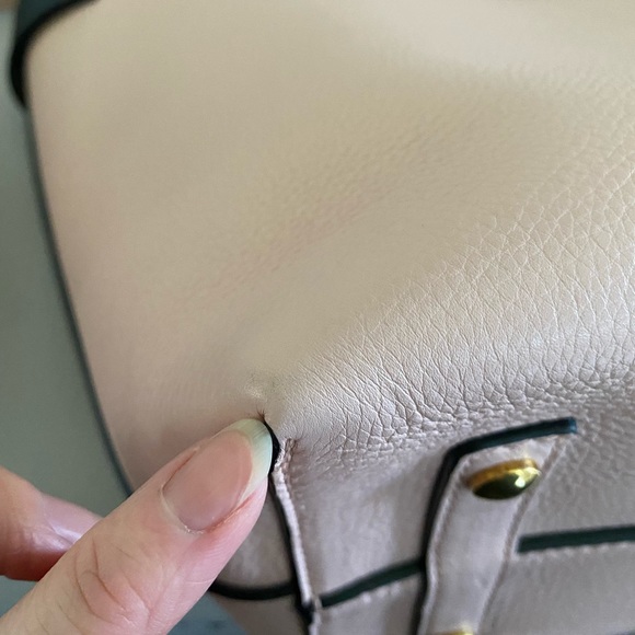 Authentic Burberry “belt bag” - Picture 15 of 16